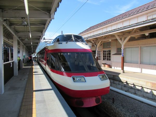 長野電鉄1000系「ゆけむり」：2021/8/7 | ピーナッツの旅行記録